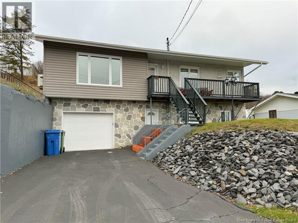 133 Bellevue Street, Edmundston, New Brunswick  E3V 2E2 - Photo 2 - NB129994