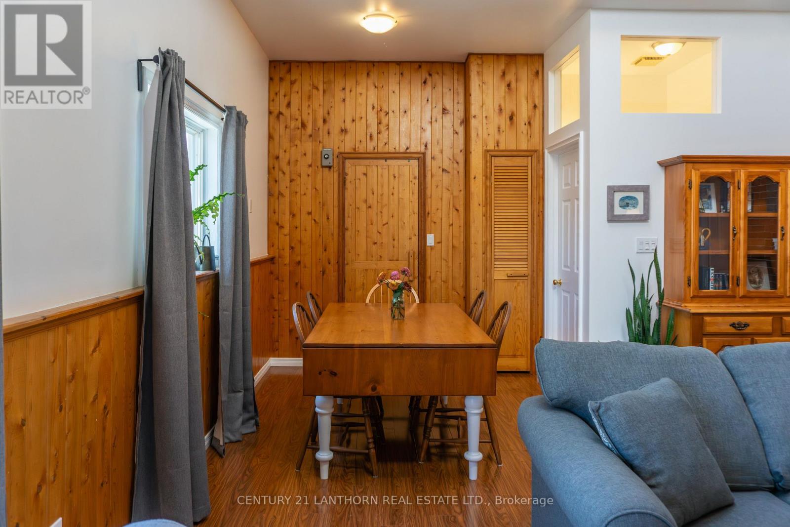 Rear - 128 Picton Main Street, Prince Edward County (Picton Ward), Ontario  K0K 2T0 - Photo 11 - X12899974