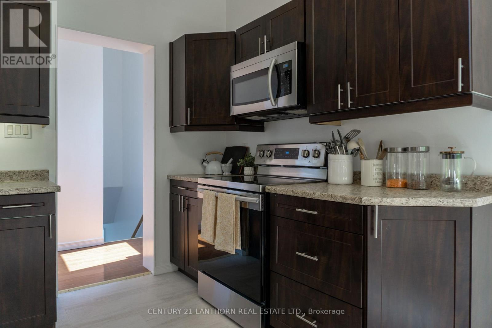 Rear - 128 Picton Main Street, Prince Edward County (Picton Ward), Ontario  K0K 2T0 - Photo 23 - X12899974