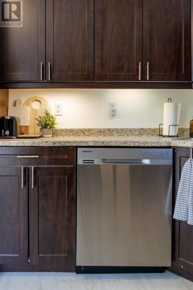 Rear - 128 Picton Main Street, Prince Edward County (Picton Ward), Ontario  K0K 2T0 - Photo 24 - X12899974