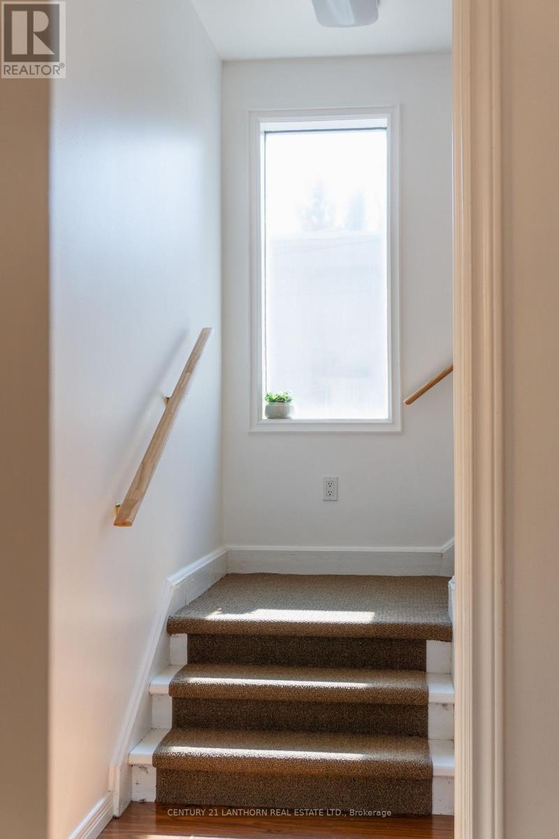 Rear - 128 Picton Main Street, Prince Edward County (Picton Ward), Ontario  K0K 2T0 - Photo 32 - X12899974