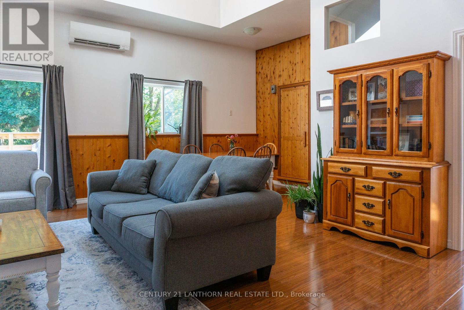 Rear - 128 Picton Main Street, Prince Edward County (Picton Ward), Ontario  K0K 2T0 - Photo 7 - X12899974