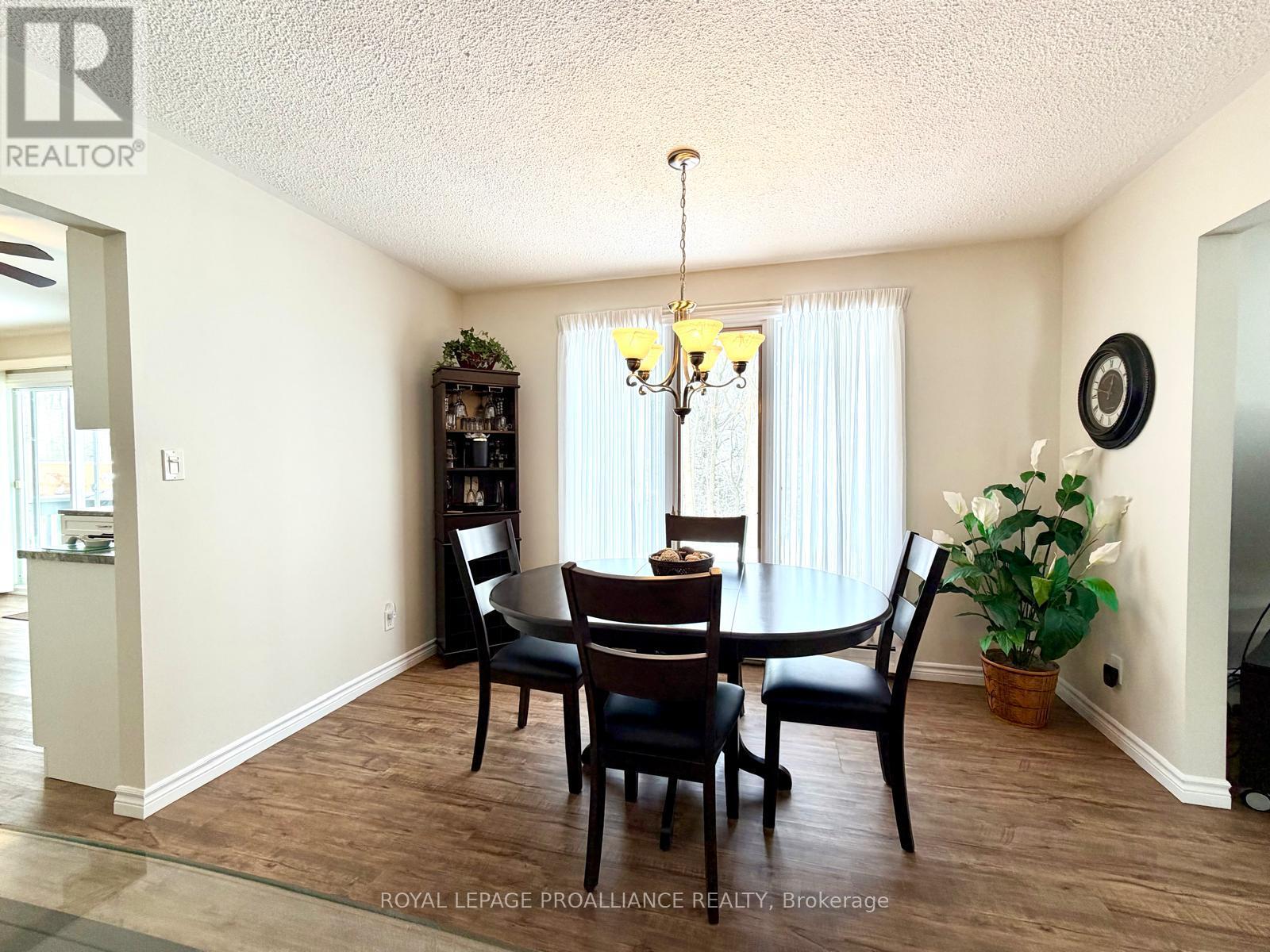 371 Maple Avenue, Deseronto, Ontario  K0K 1X0 - Photo 17 - X12899988