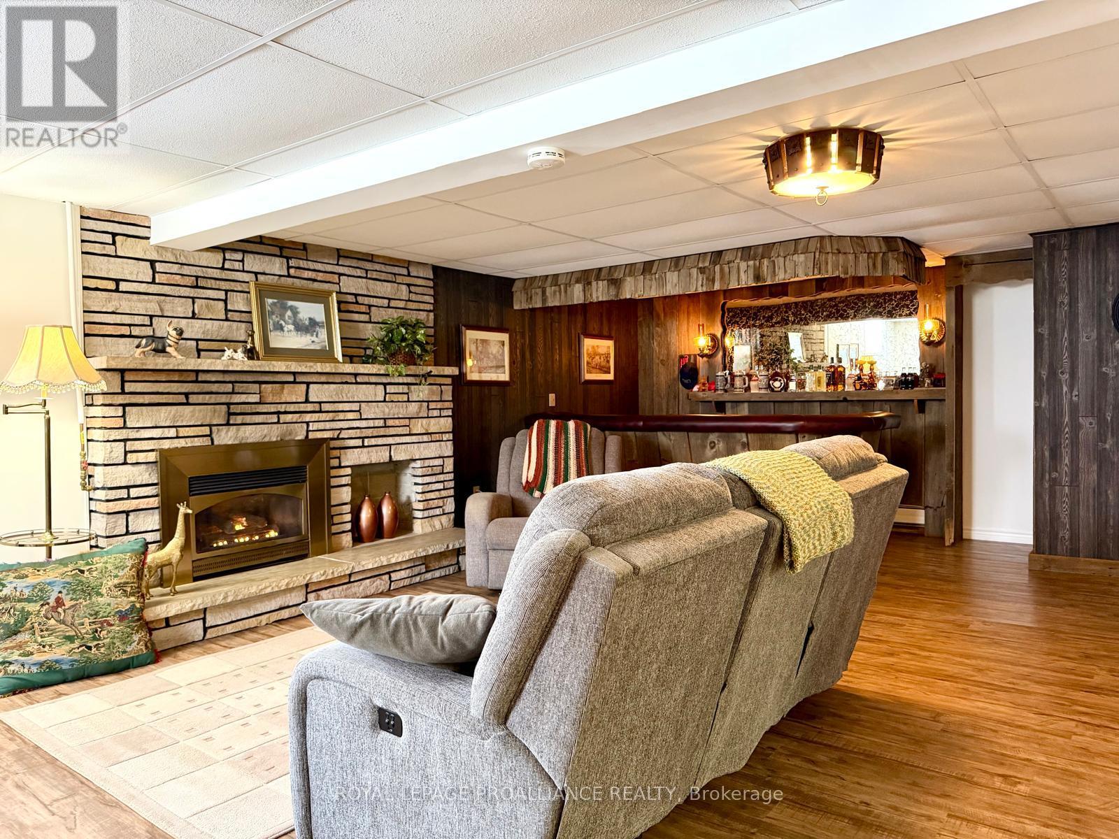 371 Maple Avenue, Deseronto, Ontario  K0K 1X0 - Photo 39 - X12899988