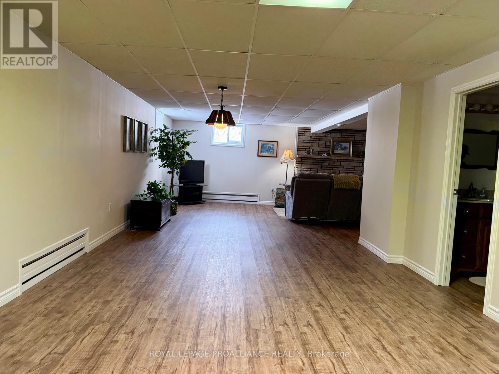 371 Maple Avenue, Deseronto, Ontario  K0K 1X0 - Photo 40 - X12899988