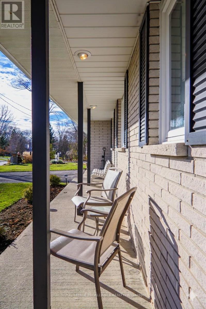 371 Maple Avenue, Deseronto, Ontario  K0K 1X0 - Photo 5 - X12899988