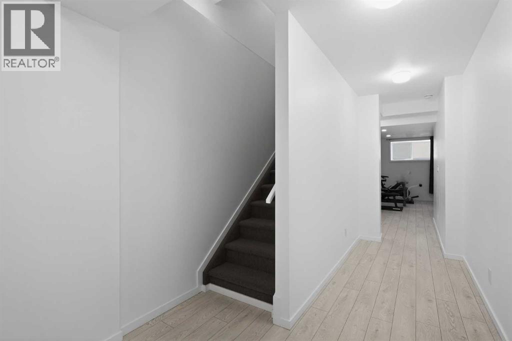 154 Yorkstone Way SW, Calgary, Alberta  T2X 4S3 - Photo 36 - A2286308