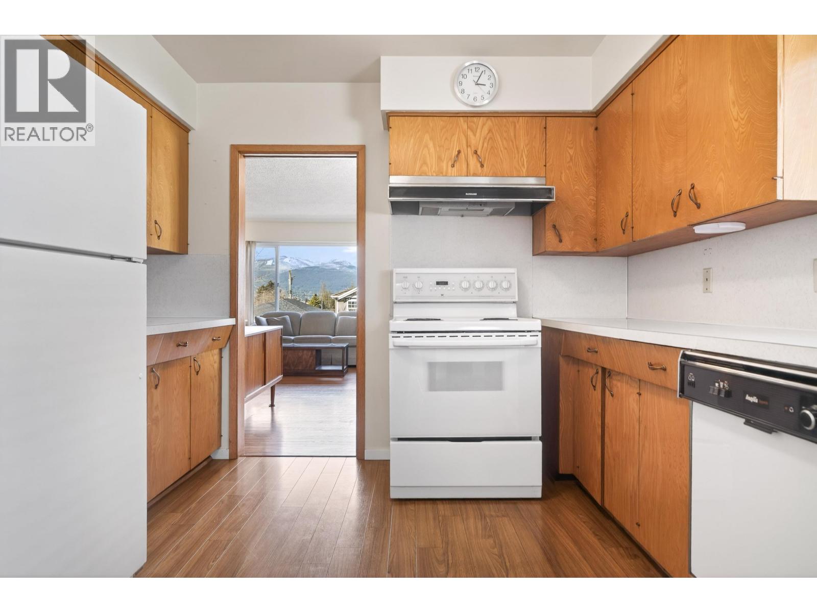 3180 E 3rd Avenue, Vancouver, British Columbia  V5M 1J2 - Photo 16 - R3101014