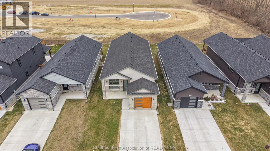 37 Baffin Way, Chatham, Ontario  N7L 0C4 - Photo 3 - 26005602