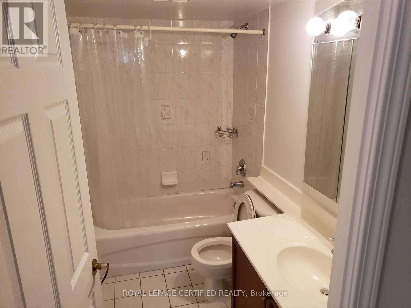 304 - 4889 Kimbermount Avenue, Mississauga, Ontario L5M 7K8 - Photo 13 - W12871106