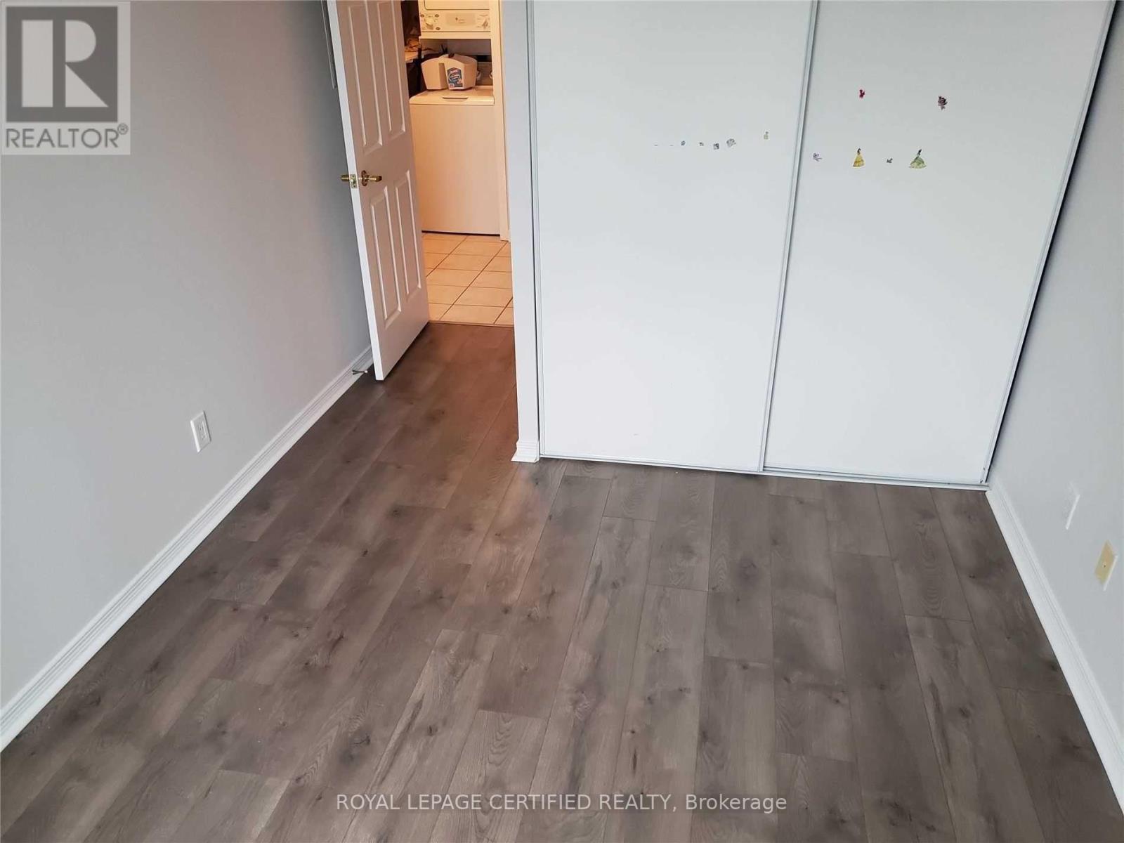 304 - 4889 Kimbermount Avenue, Mississauga, Ontario L5M 7K8 - Photo 6 - W12871106