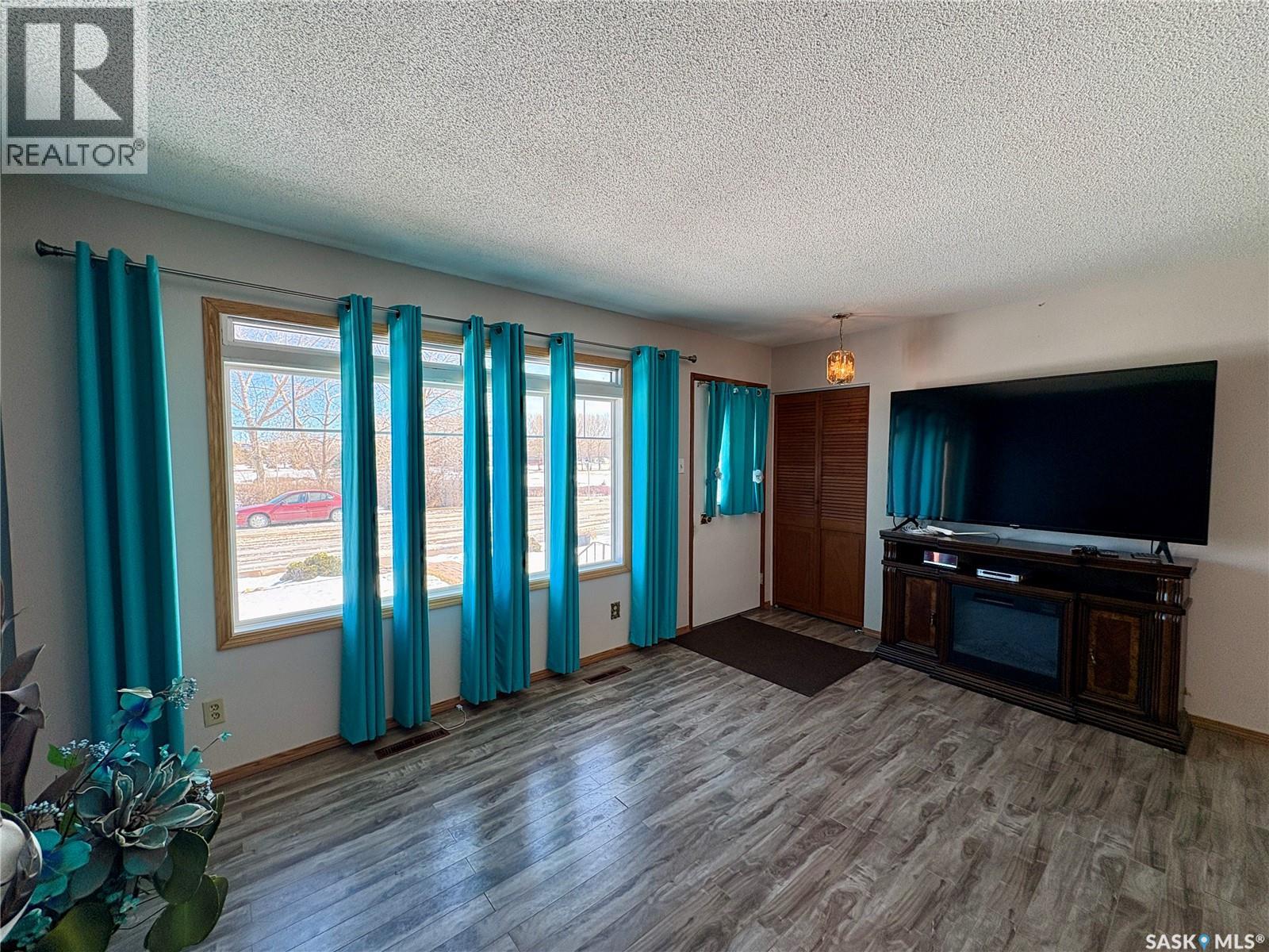 480 8th Avenue Se, Swift Current, Saskatchewan  S9H 3Y7 - Photo 8 - SK030833