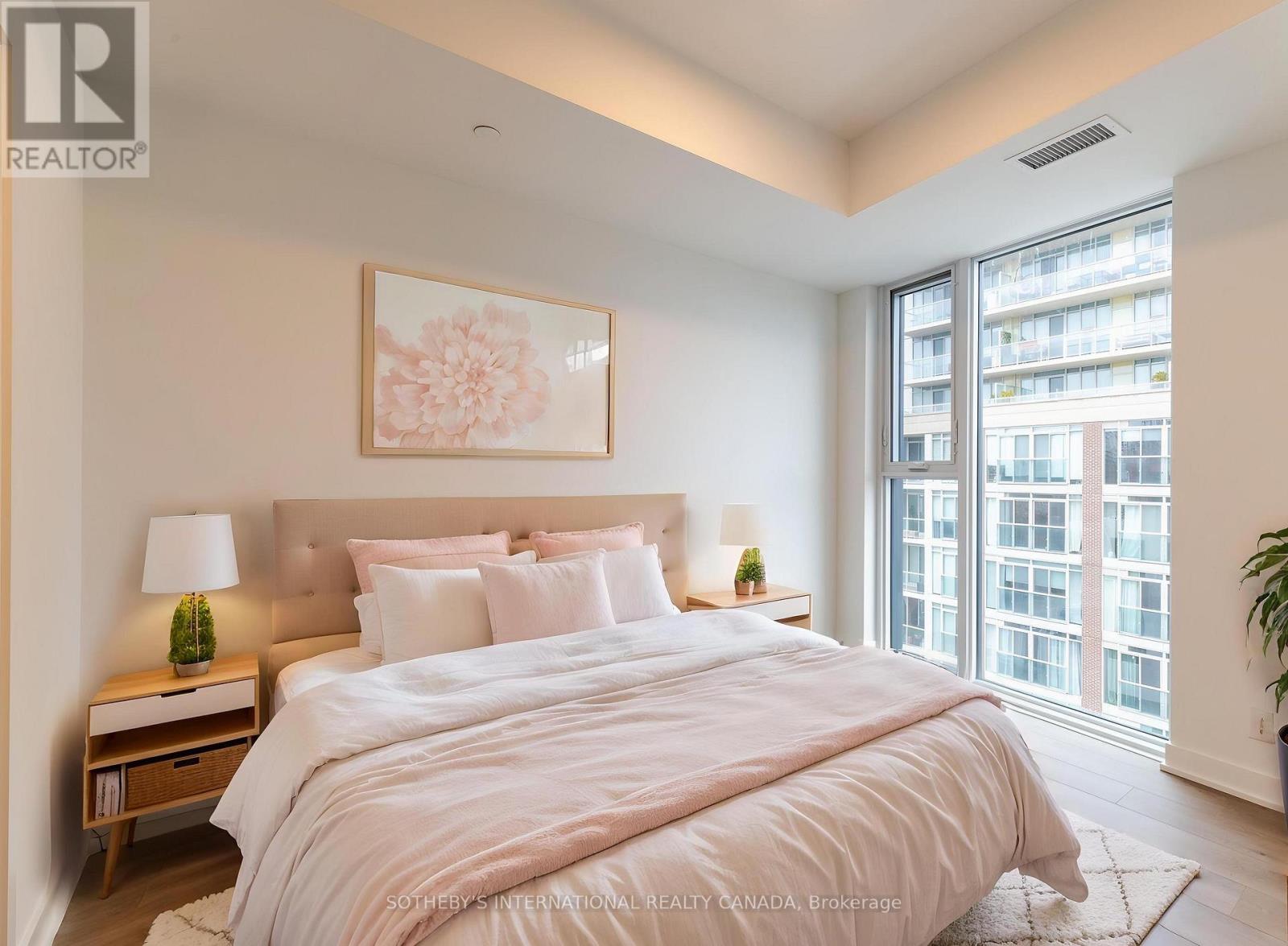 603 - 1660 Bloor Street W, Toronto (High Park North), Ontario  M6P 0C6 - Photo 3 - W12899990