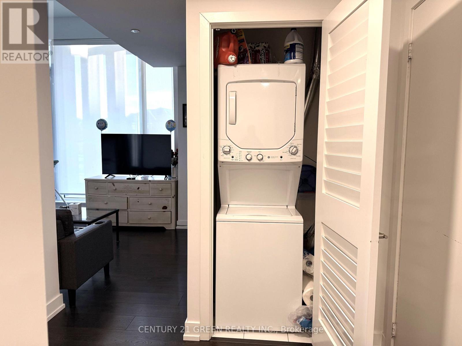 209 - 225 Veterans Drive, Brampton, Ontario  L7A 5L7 - Photo 17 - W12899996