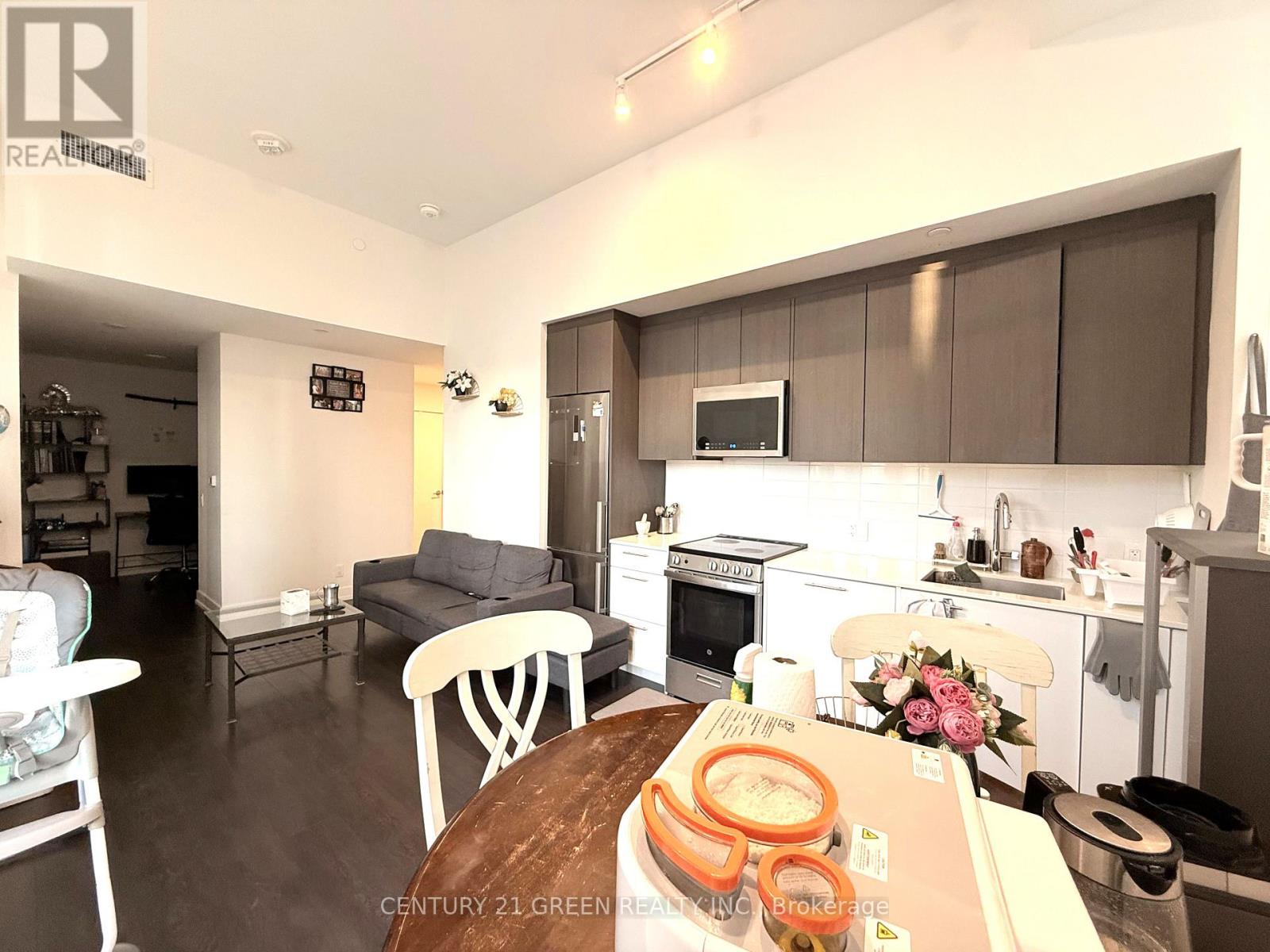 209 - 225 Veterans Drive, Brampton, Ontario  L7A 5L7 - Photo 7 - W12899996