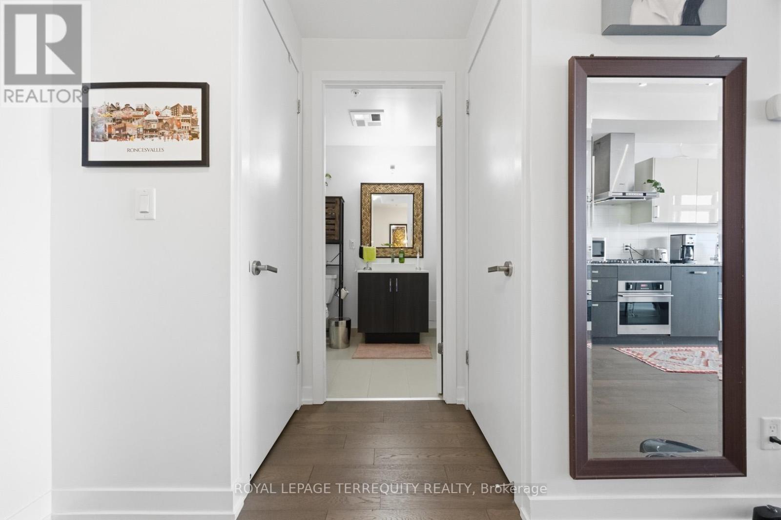 510 - 36 Howard Park Avenue, Toronto (Roncesvalles), Ontario  M6R 0A5 - Photo 24 - W12900012