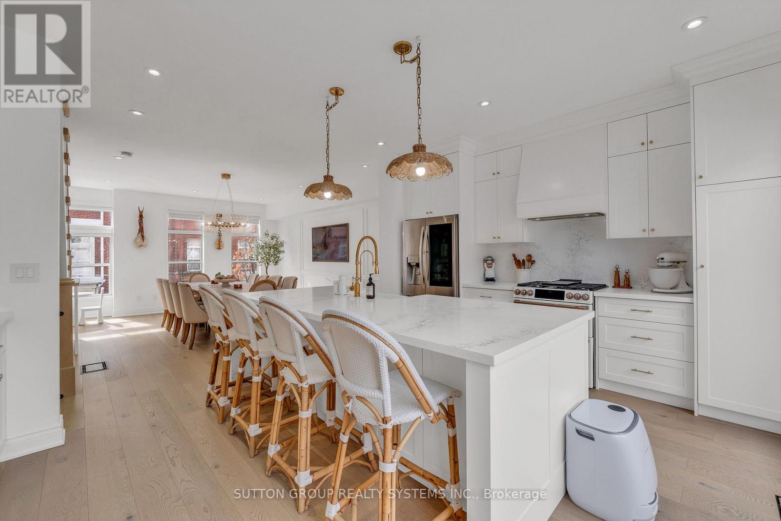 70 Resurrection Road, Toronto (Islington-City Centre West), Ontario  M9A 5H1 - Photo 11 - W12900020