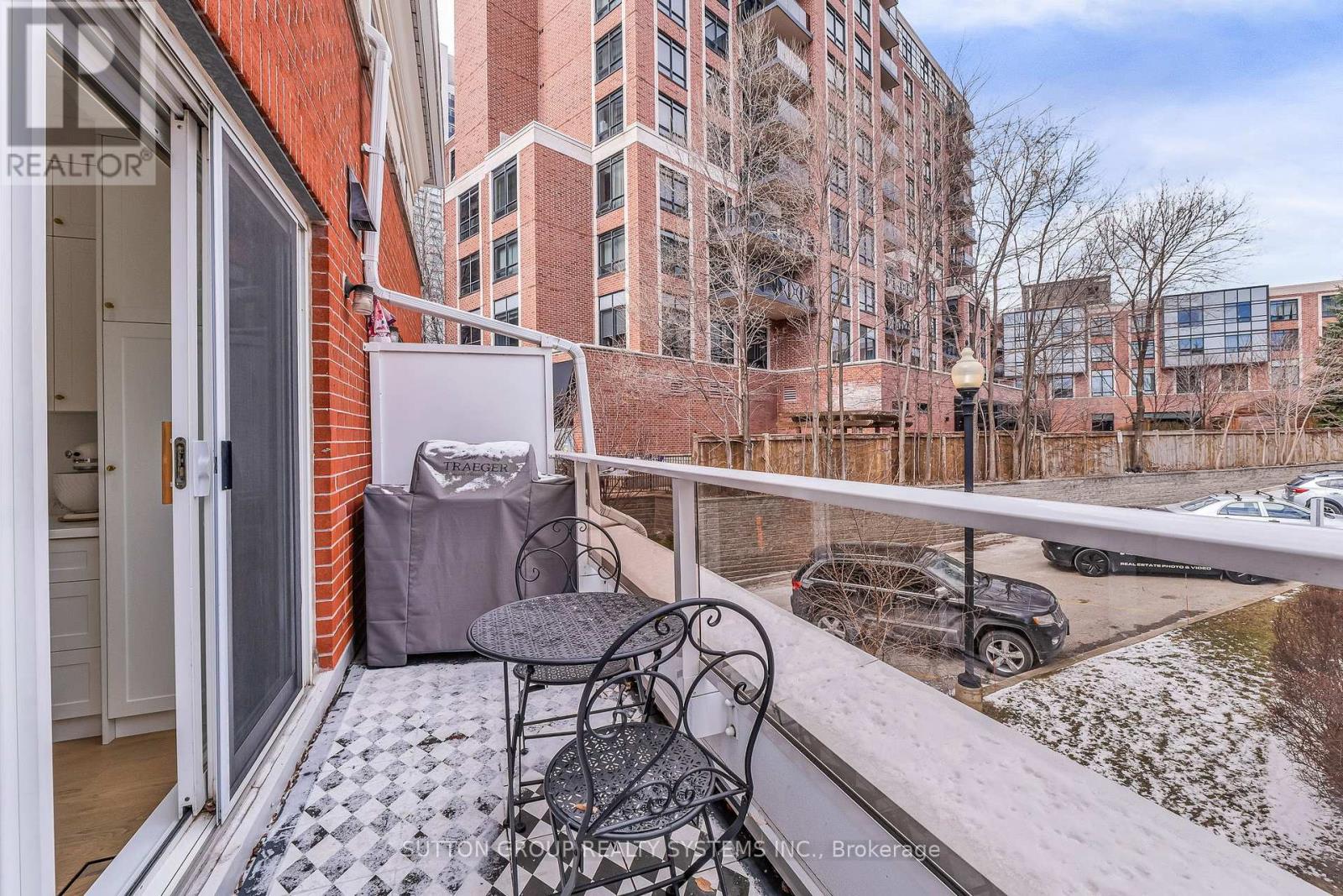 70 Resurrection Road, Toronto (Islington-City Centre West), Ontario  M9A 5H1 - Photo 23 - W12900020