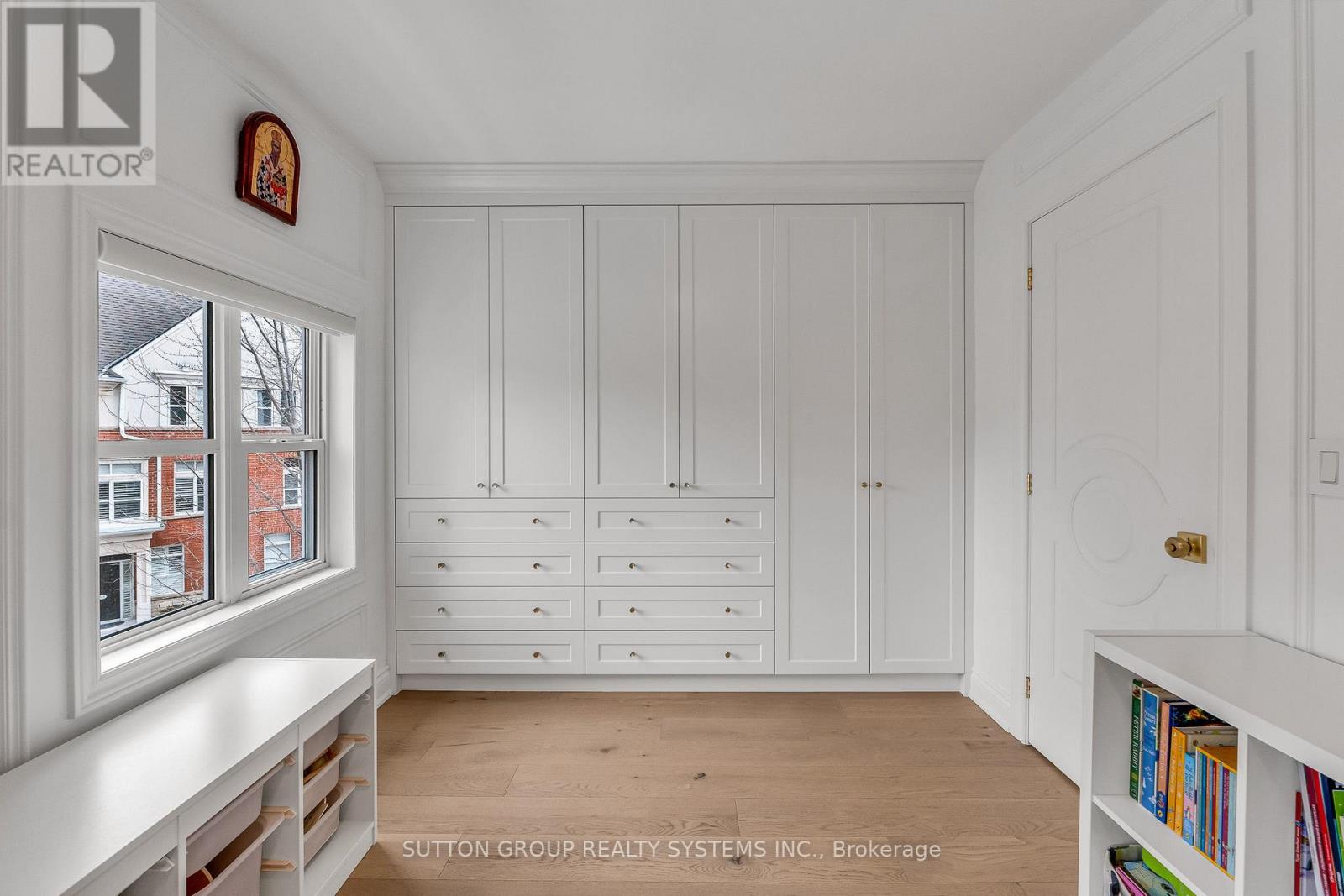 70 Resurrection Road, Toronto (Islington-City Centre West), Ontario  M9A 5H1 - Photo 38 - W12900020