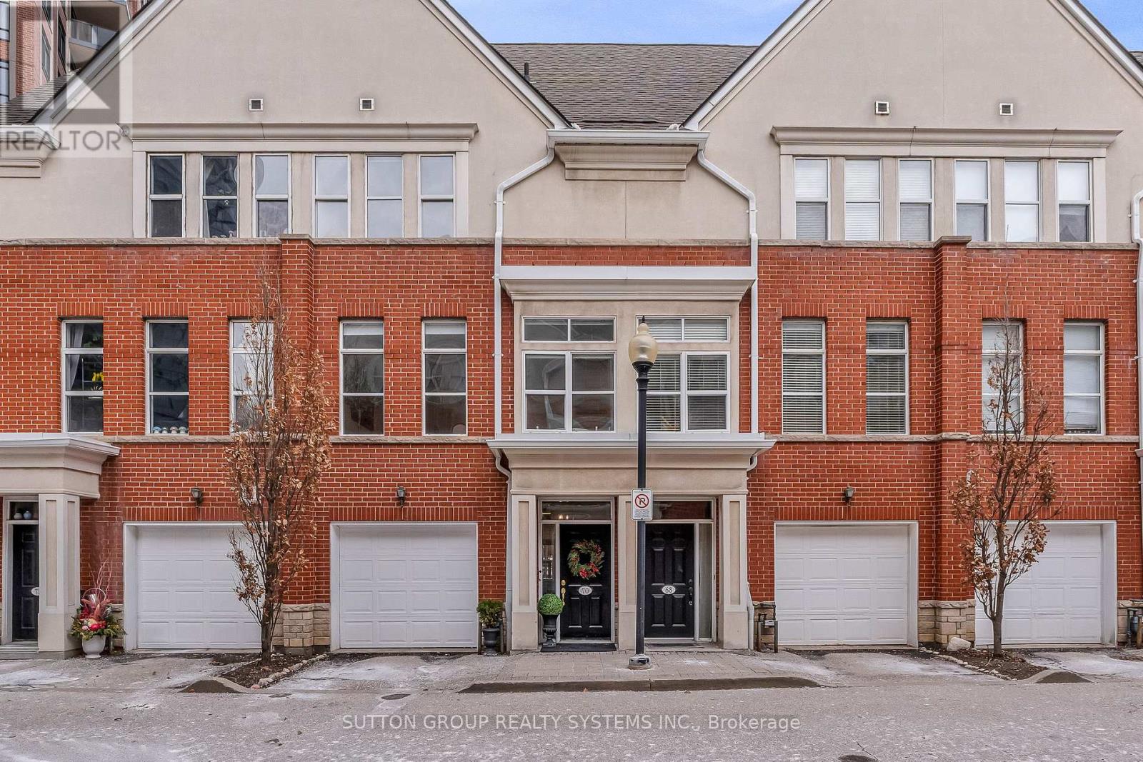 70 Resurrection Road, Toronto (Islington-City Centre West), Ontario  M9A 5H1 - Photo 39 - W12900020