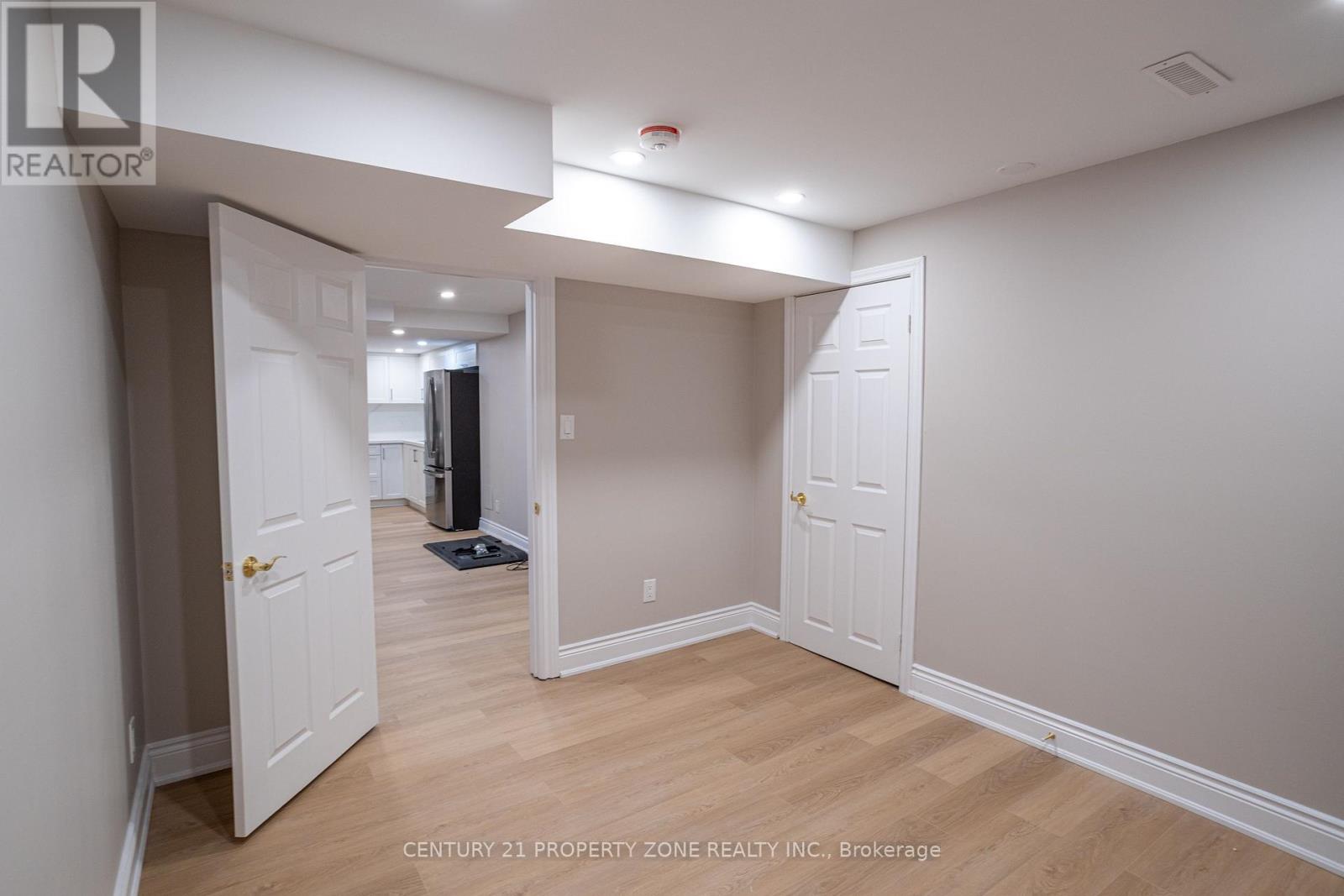 2686 Ambercroft Trail, Mississauga (Central Erin Mills), Ontario  L5M 4J9 - Photo 12 - W12900028