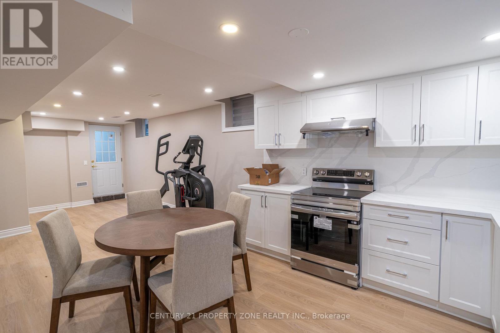 2686 Ambercroft Trail, Mississauga (Central Erin Mills), Ontario  L5M 4J9 - Photo 7 - W12900028