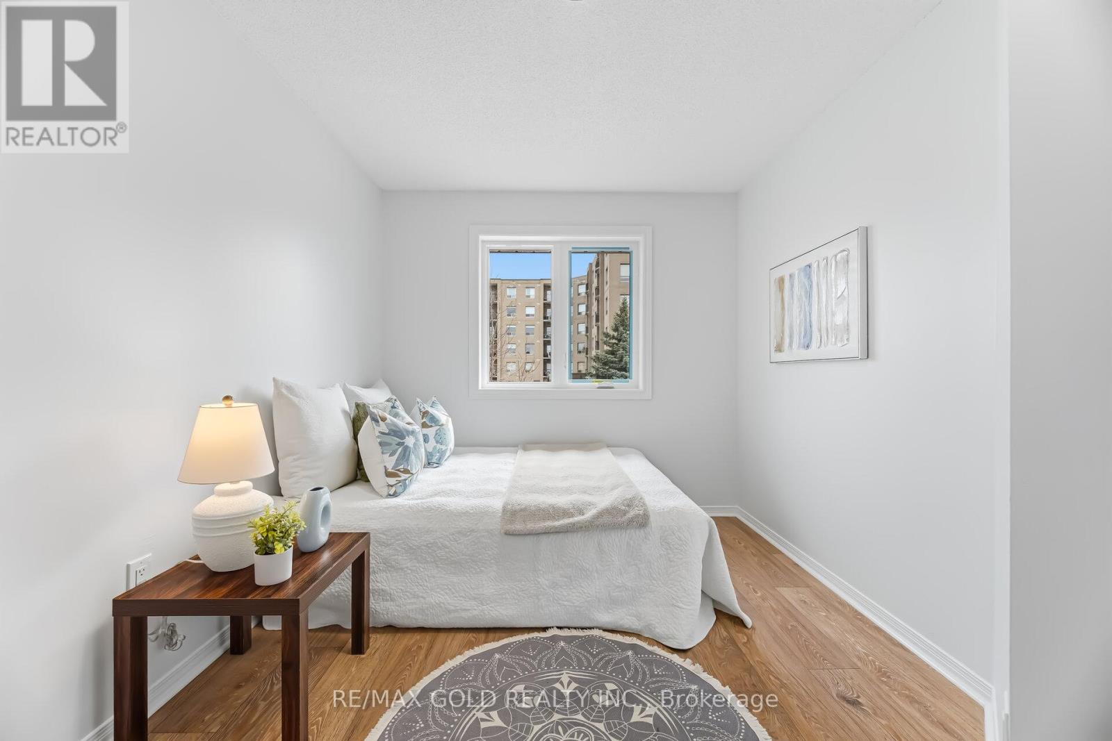 6 - 2015 Cleaver Avenue, Burlington (Headon), Ontario  L7M 4J7 - Photo 20 - W12900030