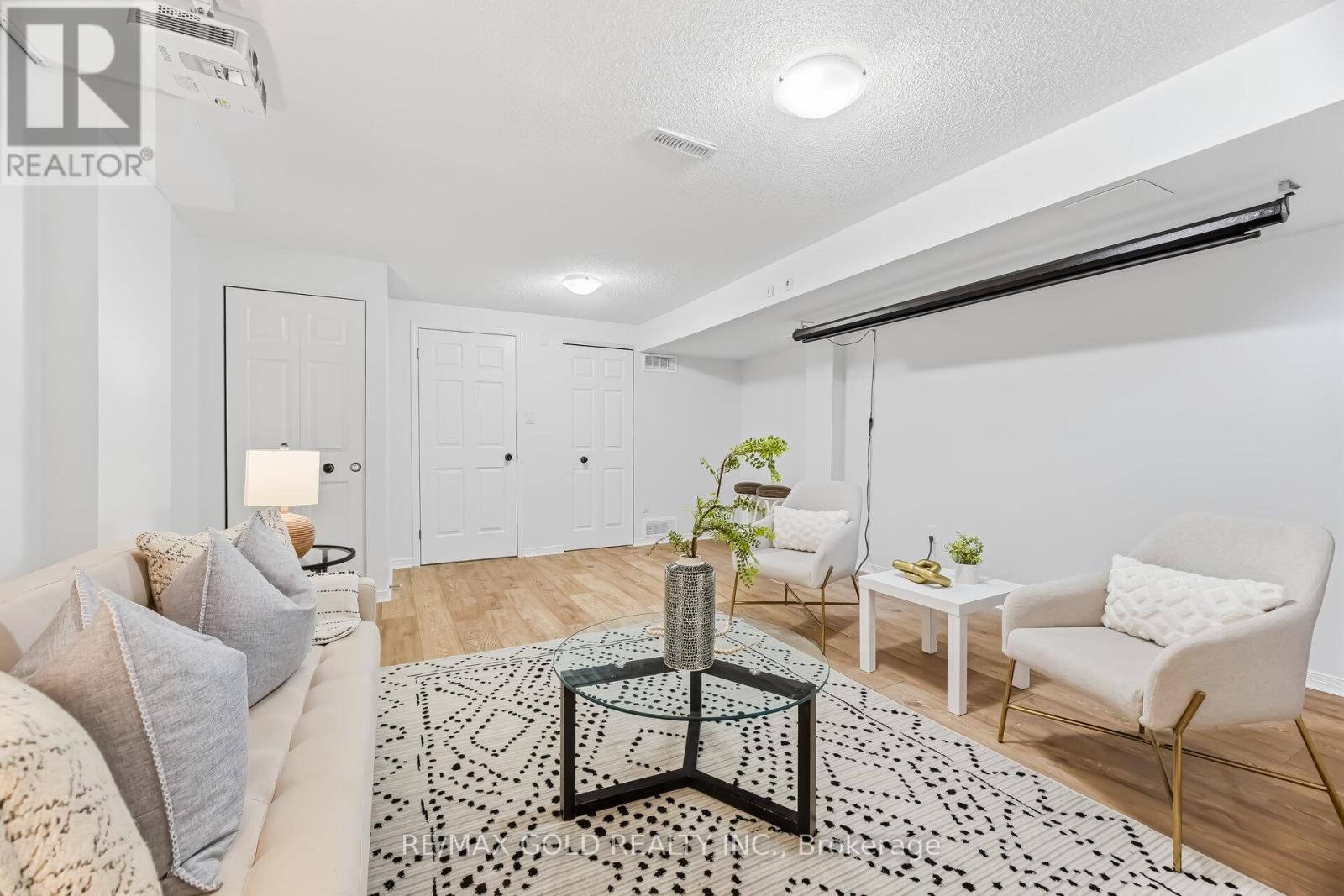 6 - 2015 Cleaver Avenue, Burlington (Headon), Ontario  L7M 4J7 - Photo 26 - W12900030