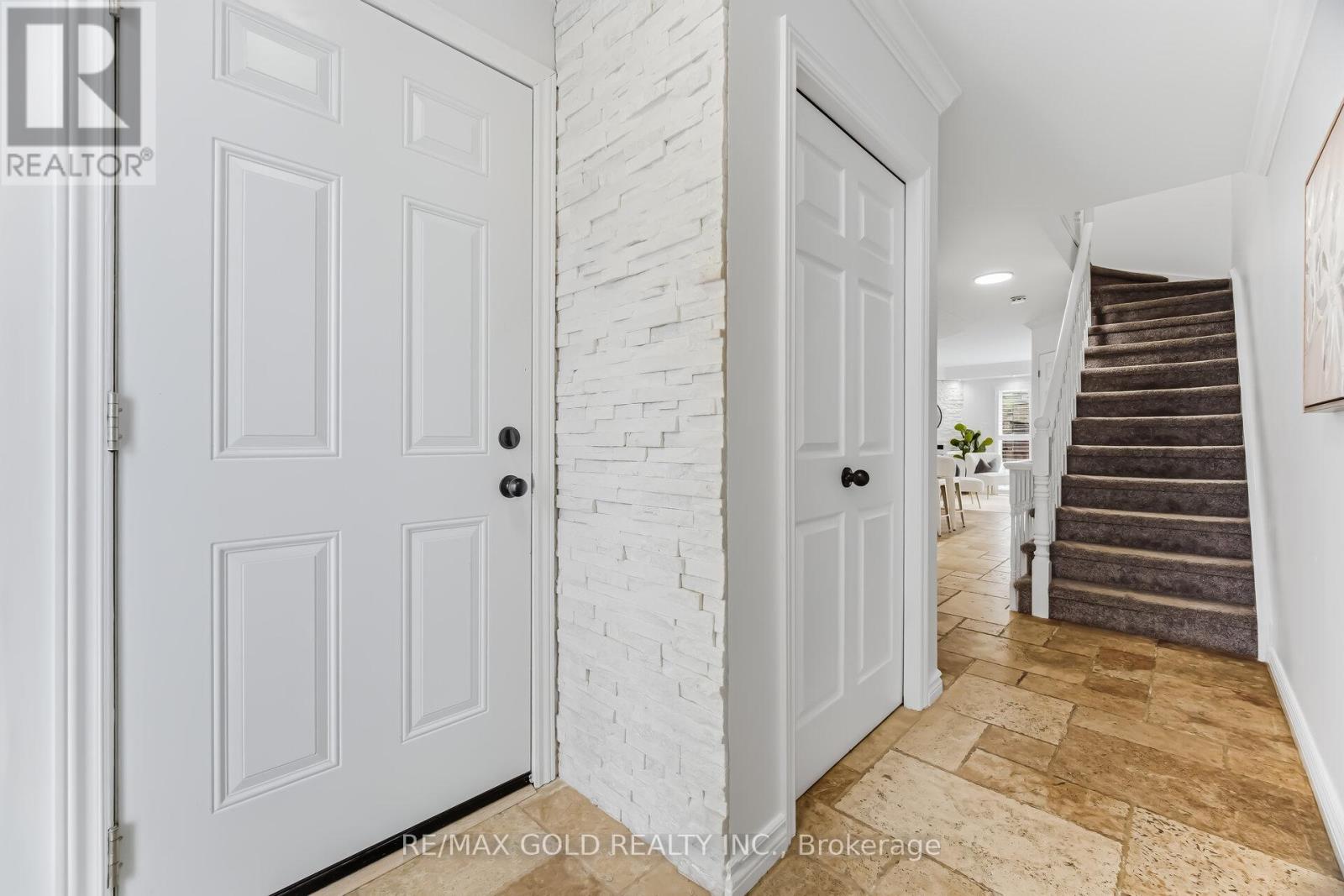 6 - 2015 Cleaver Avenue, Burlington (Headon), Ontario  L7M 4J7 - Photo 6 - W12900030