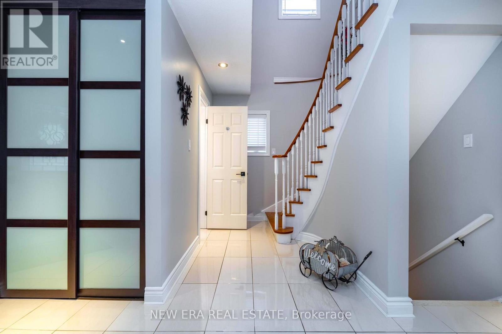 5380 Floral Hill Crescent, Mississauga (East Credit), Ontario  L5V 1V3 - Photo 22 - W12900036