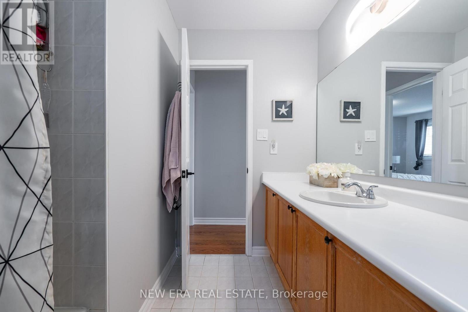 5380 Floral Hill Crescent, Mississauga (East Credit), Ontario  L5V 1V3 - Photo 34 - W12900036