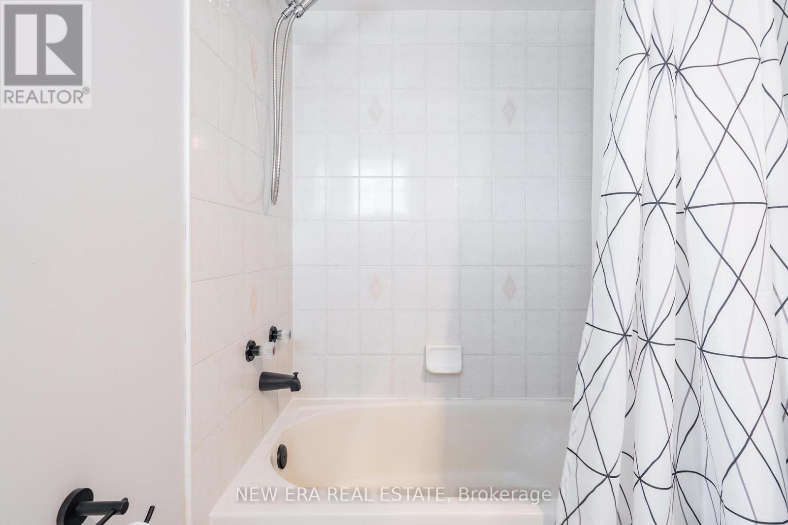 5380 Floral Hill Crescent, Mississauga (East Credit), Ontario  L5V 1V3 - Photo 39 - W12900036