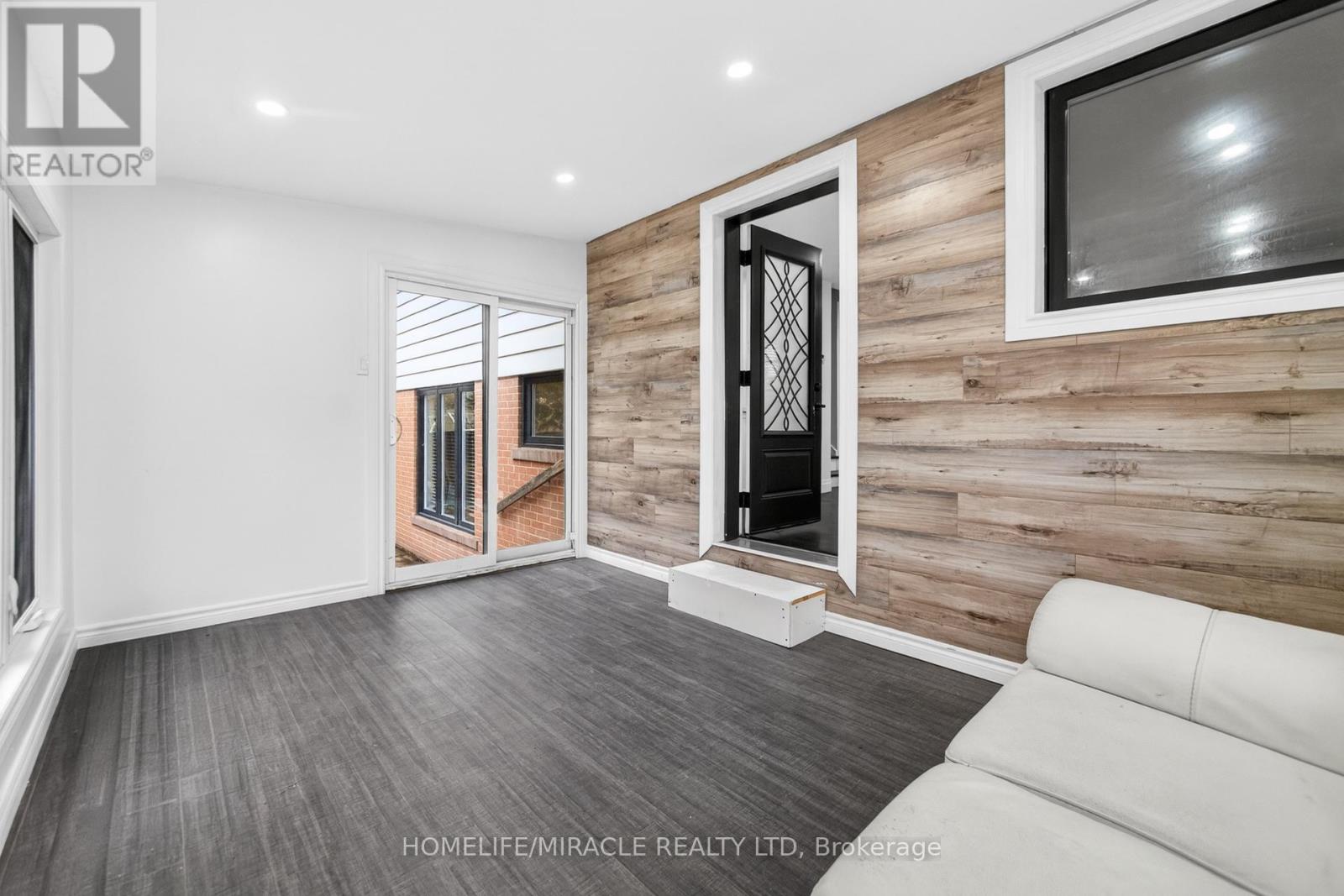 81 Watson Crescent, Brampton (Brampton East), Ontario  L6W 1E5 - Photo 22 - W12900060