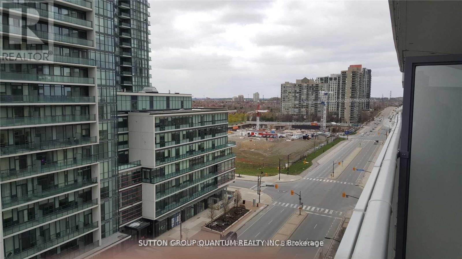 1011 - 4065 Confederation Parkway, Mississauga (City Centre), Ontario  L5B 4N1 - Photo 10 - W12900066