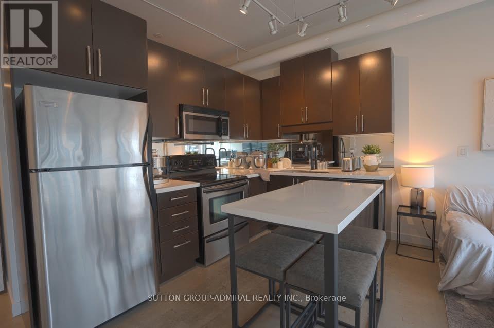 717 - 2 Fieldway Road, Toronto (Islington-City Centre West), Ontario  M8Z 0B9 - Photo 10 - W12900076