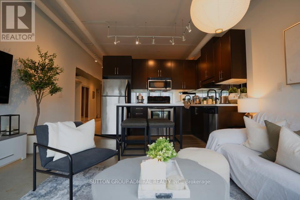 717 - 2 Fieldway Road, Toronto (Islington-City Centre West), Ontario  M8Z 0B9 - Photo 13 - W12900076