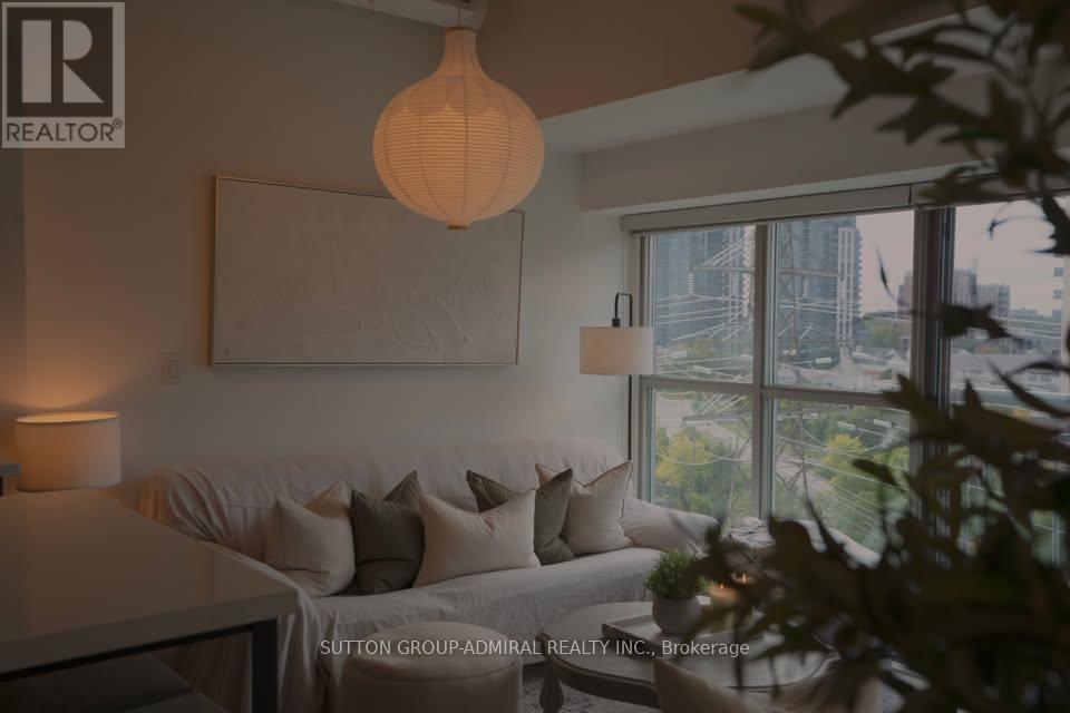 717 - 2 Fieldway Road, Toronto (Islington-City Centre West), Ontario  M8Z 0B9 - Photo 15 - W12900076