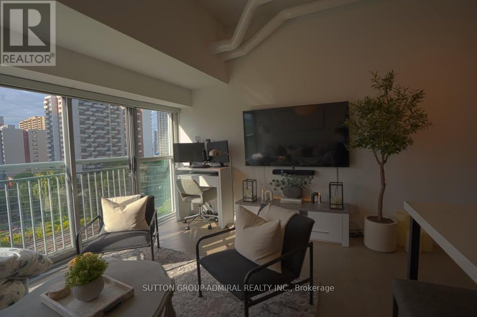 717 - 2 Fieldway Road, Toronto (Islington-City Centre West), Ontario  M8Z 0B9 - Photo 16 - W12900076