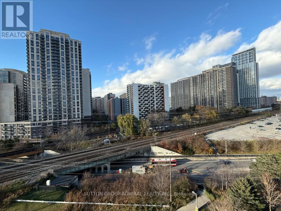 717 - 2 Fieldway Road, Toronto (Islington-City Centre West), Ontario  M8Z 0B9 - Photo 21 - W12900076