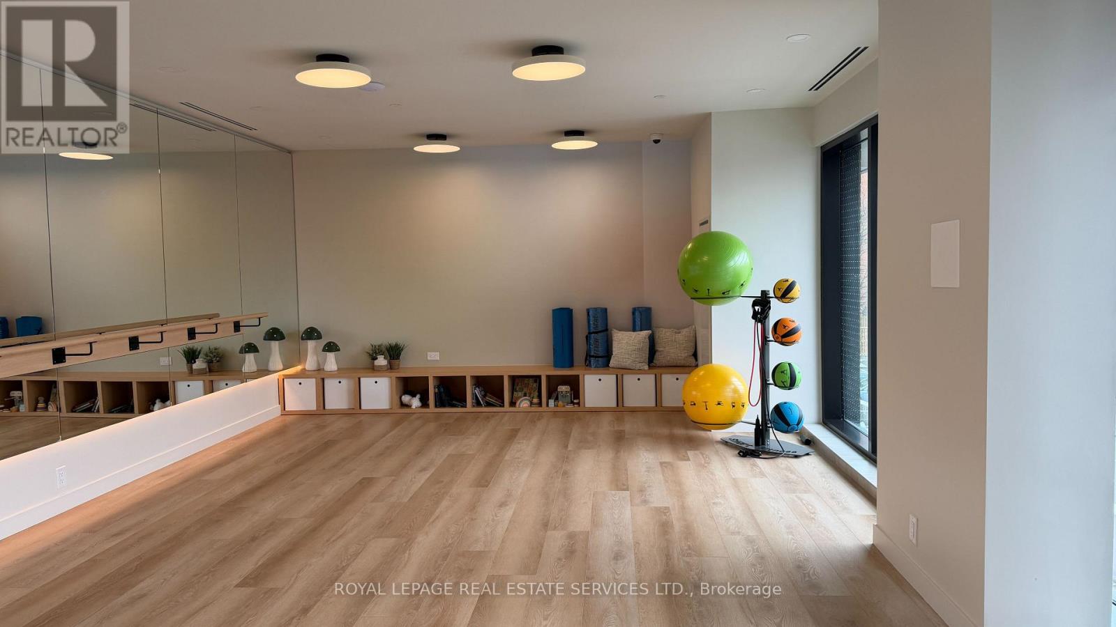 701 - 1660 Bloor Street W, Toronto, Ontario  M6P 0C6 - Photo 16 - W12899134