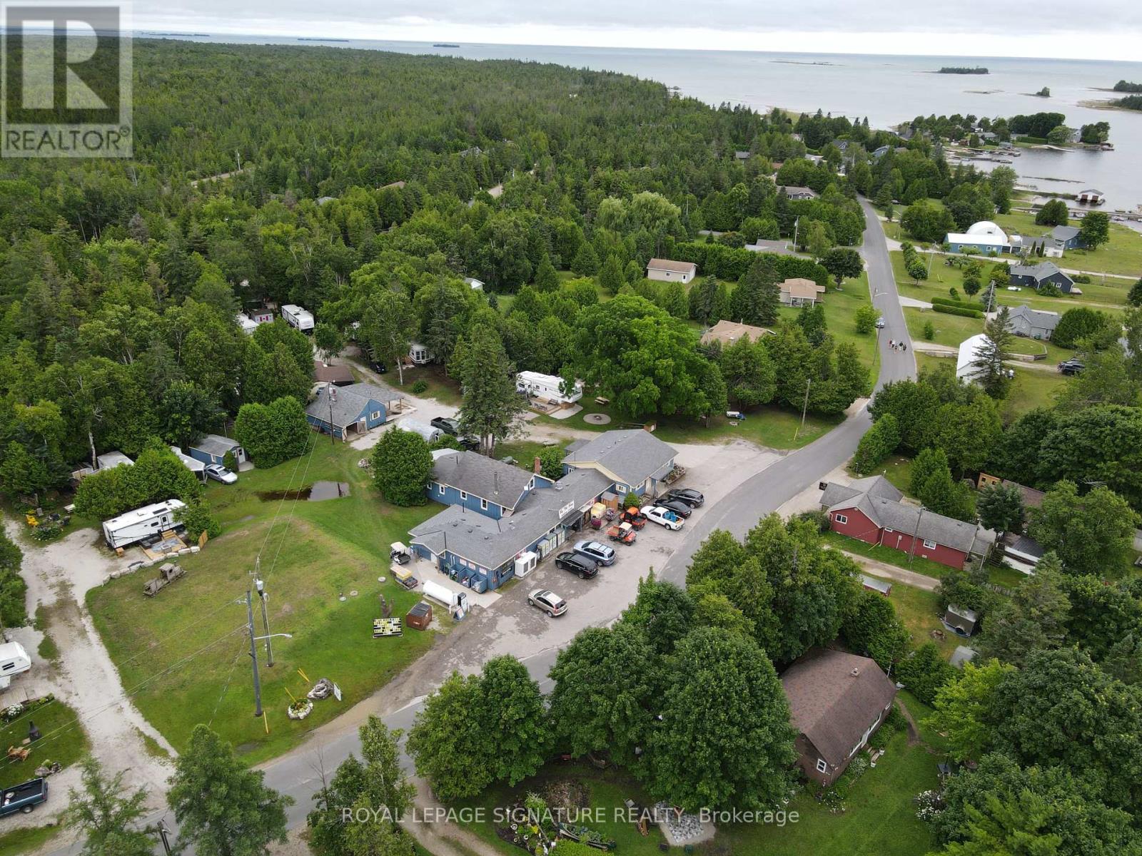 817 And 818 Pike Bay Road, Northern Bruce Peninsula, Ontario  N0H 2T0 - Photo 22 - X12899954