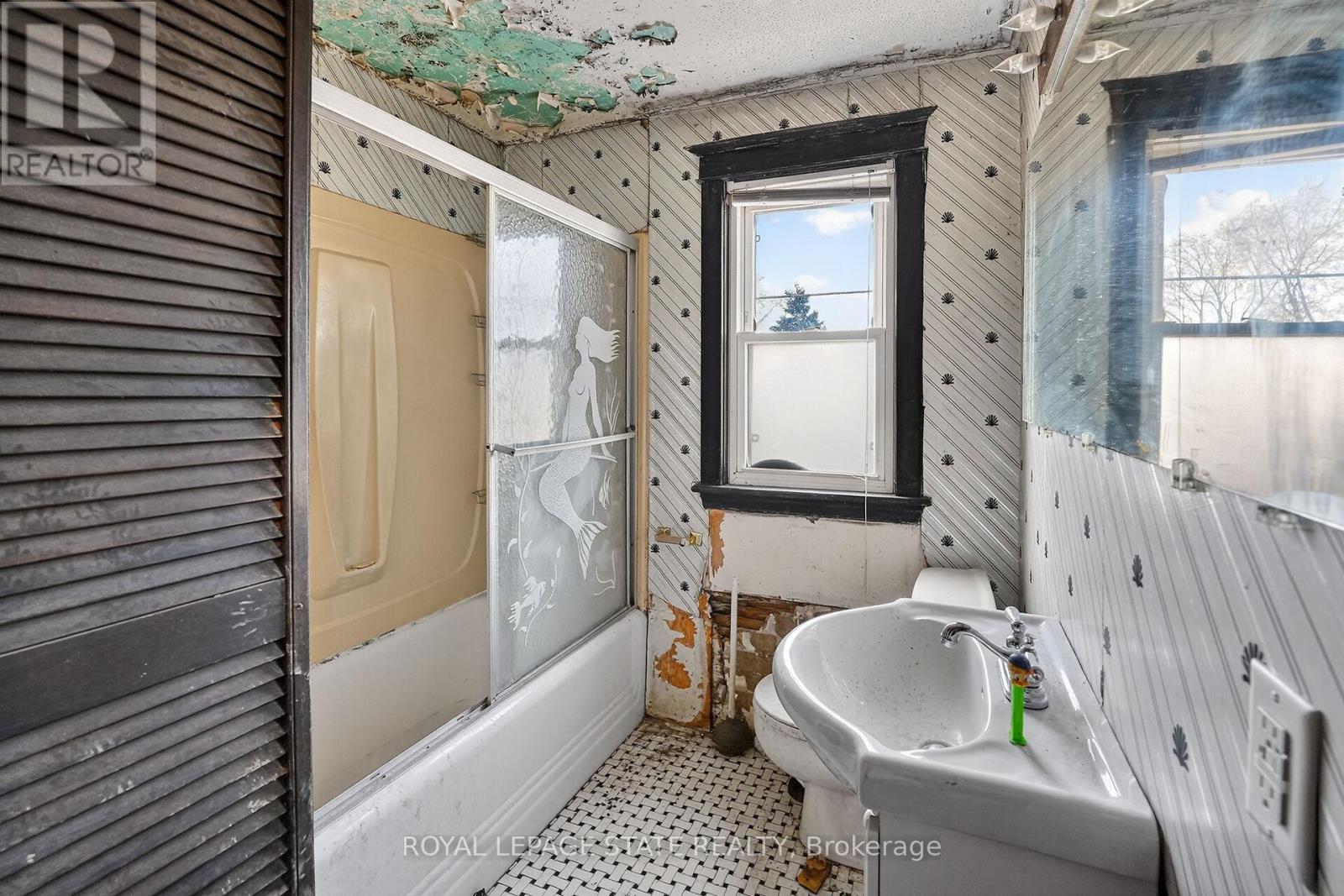 240 Paling Avenue, Hamilton, Ontario  L8H 5J9 - Photo 24 - X12899994