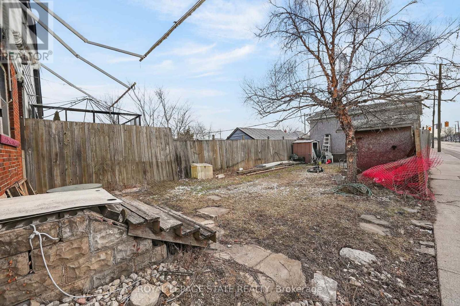 240 Paling Avenue, Hamilton, Ontario  L8H 5J9 - Photo 31 - X12899994