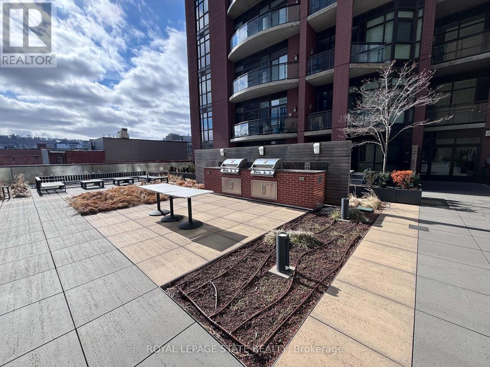 410 - 112 King Street E, Hamilton (Beasley), Ontario  L8N 1A8 - Photo 14 - X12900026