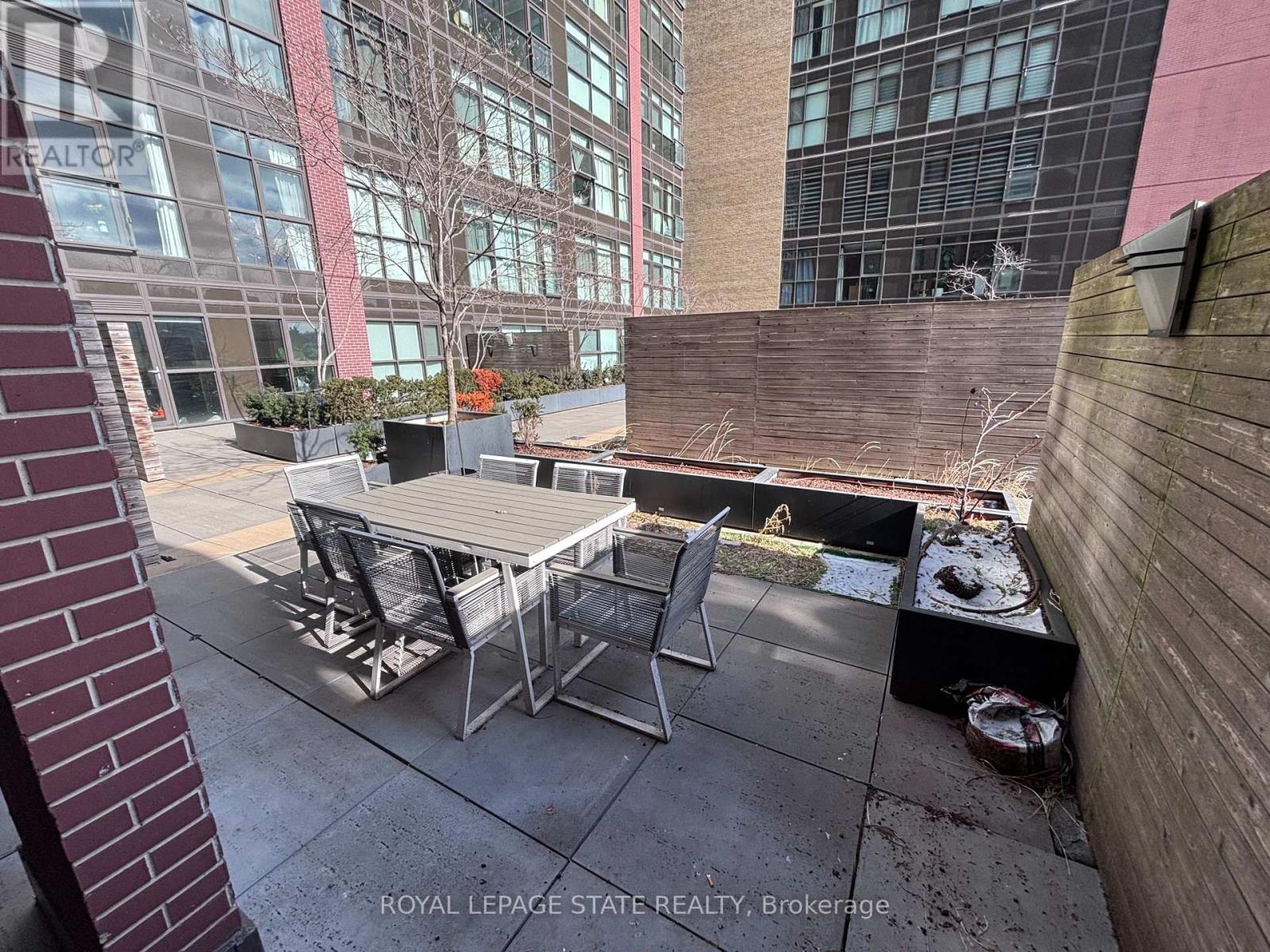 410 - 112 King Street E, Hamilton (Beasley), Ontario  L8N 1A8 - Photo 15 - X12900026