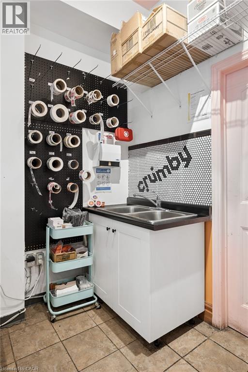 8 Regina Street Unit# 5, Waterloo, Ontario  N2J 2Z8 - Photo 24 - 40813342