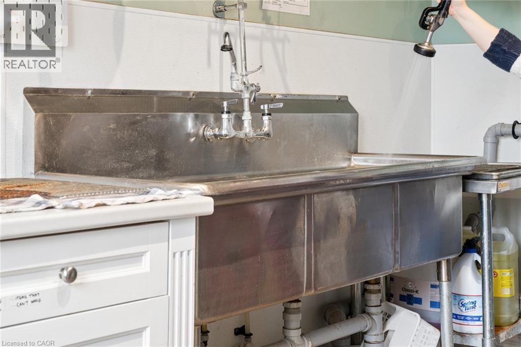 8 Regina Street Unit# 5, Waterloo, Ontario  N2J 2Z8 - Photo 27 - 40813342