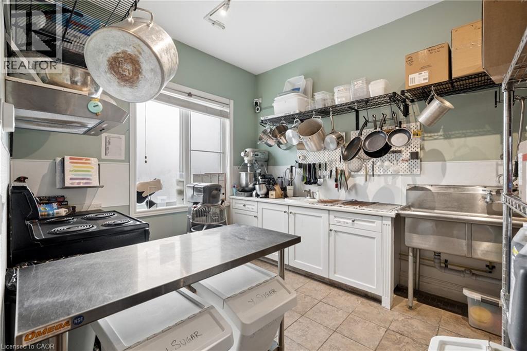 8 Regina Street Unit# 5, Waterloo, Ontario  N2J 2Z8 - Photo 28 - 40813342