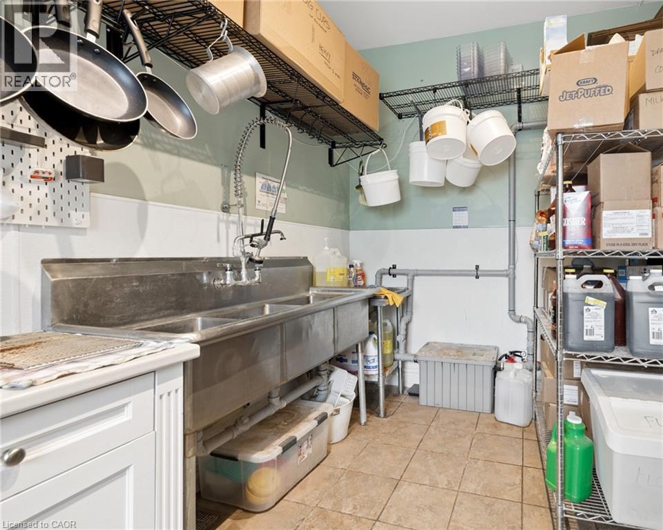 8 Regina Street Unit# 5, Waterloo, Ontario  N2J 2Z8 - Photo 31 - 40813342