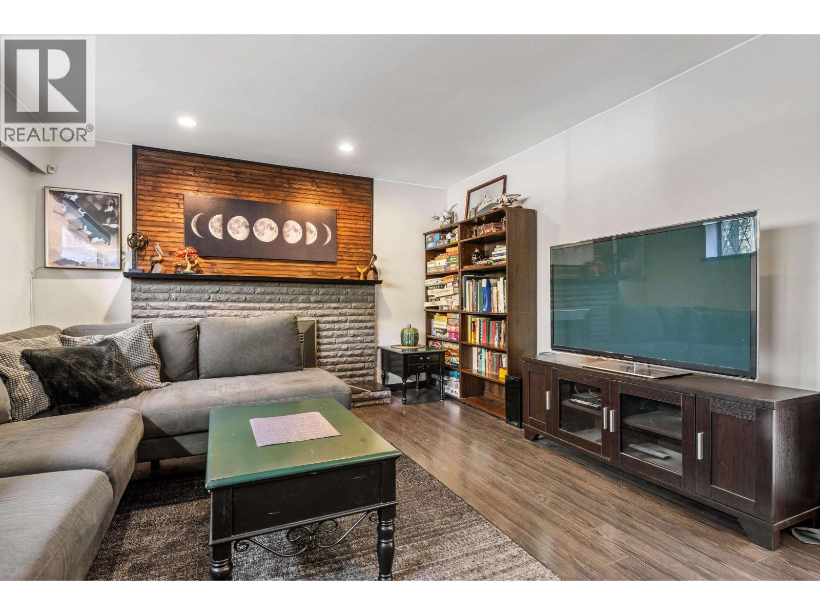 2560 Haversley Avenue, Coquitlam, British Columbia  V3J 1W5 - Photo 31 - R3089767